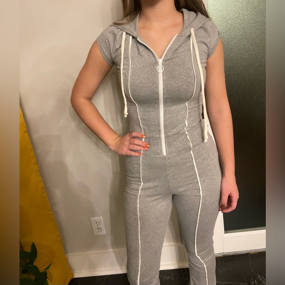 Urban Outfitters Flare Pant Jumpsuit - Xs